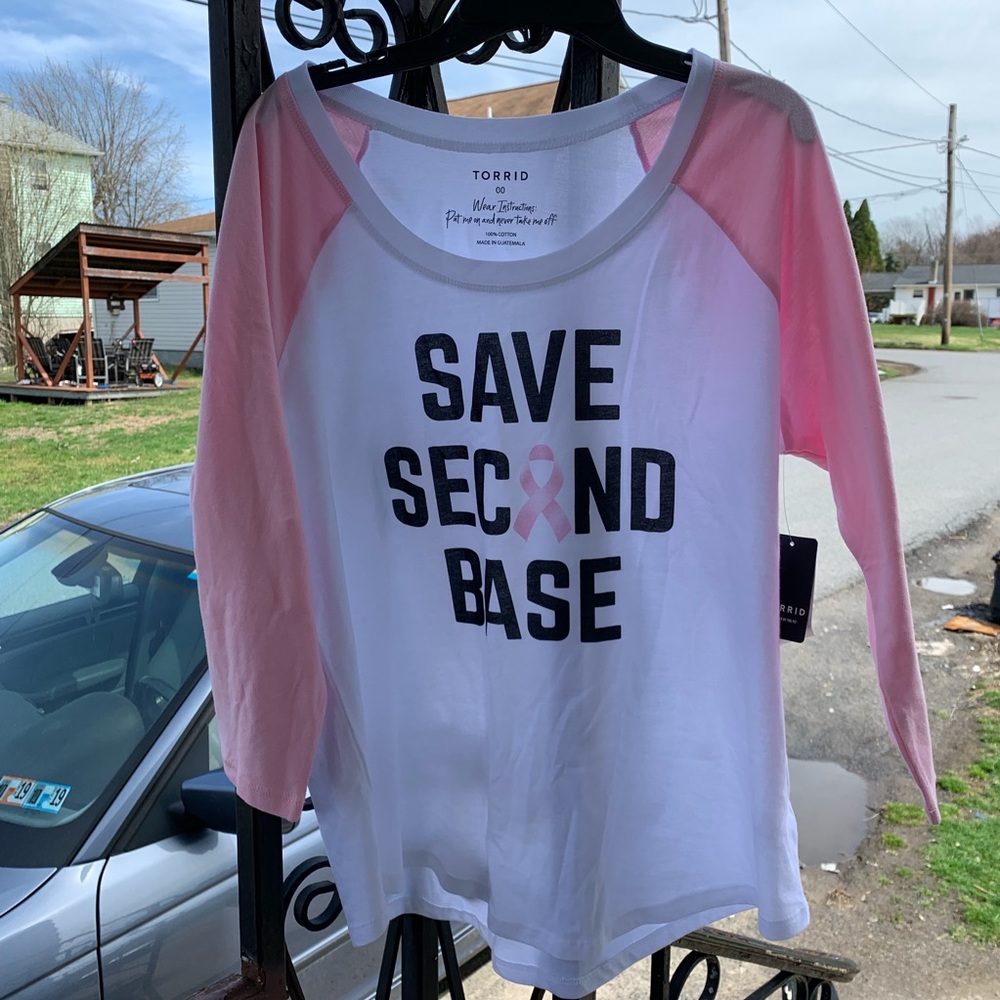 🎀 NWT Breast Cancer T-Shirt from Torrid size 00
